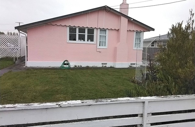 Retro cottage 40 Minutes to nearest beach