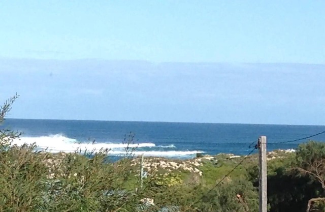 Retro Margaret River Beach Shack in Prevelly Park