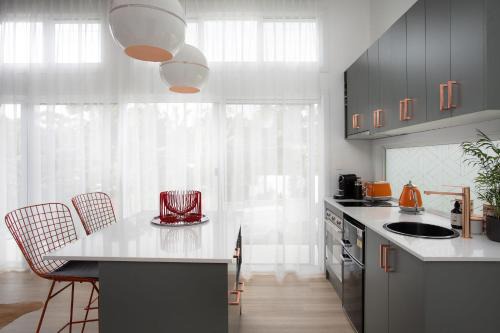 Retro Retreat - by Coast Hosting