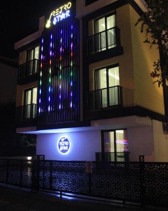 Retro Star Suites