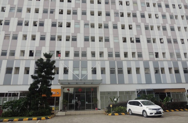 Reva Room on Gunung Putri Square Apartment