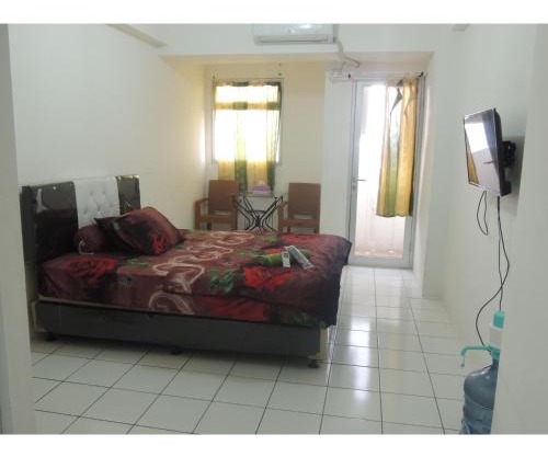 Reva Room on Gunung Putri Square Apartment