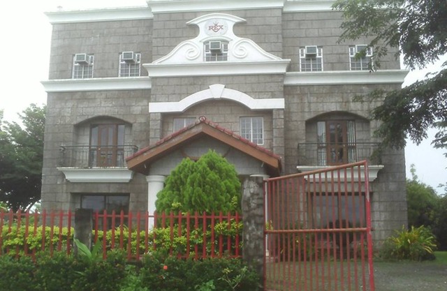 REX Habitat and Cultural Display Area