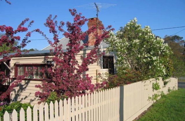 Reynolds Cottage Woodend