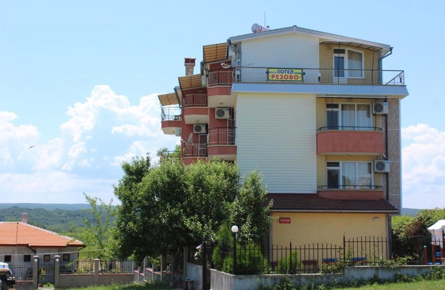 Rezovo Family Hotel