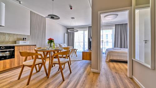 Rezydencja Niechorze D204 Eco Boho z Basenem i SPA oraz z 2 sypialniami - 5D Apartments