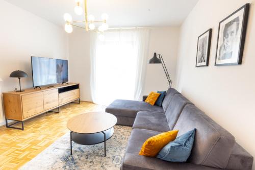 Rhein-Lahn Living - Modernes Design - Kontaktloser Zugang - Zentrale Lage nahe Rhein und Martinsburg - Apartments mit Küche & Wohnzimmer