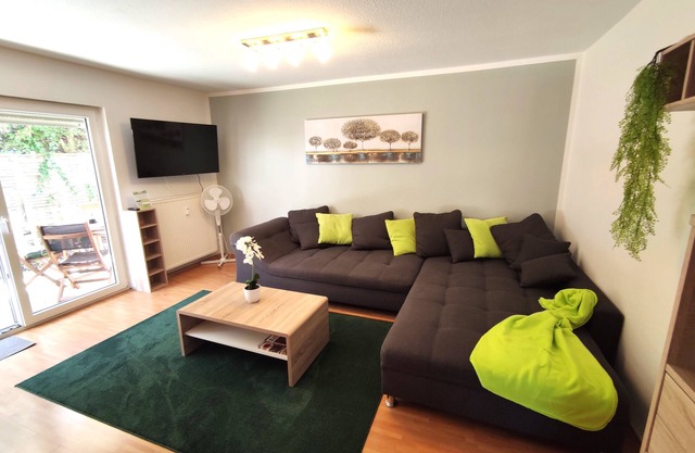 Rhein Neckar Living Neuhofen - Free WiFi & Parking