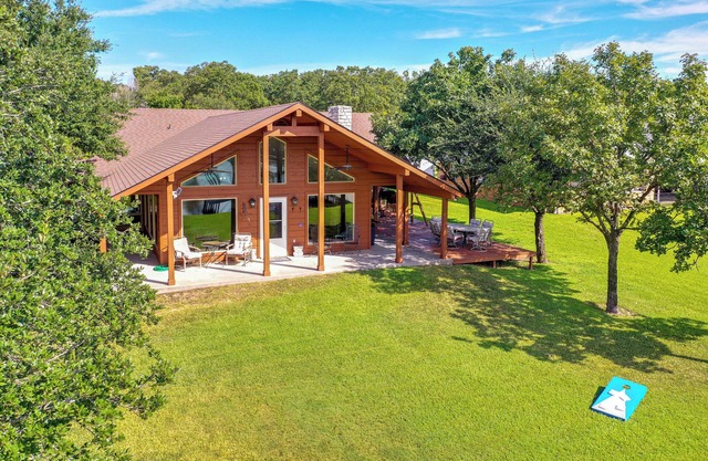 ‘Rhodes Retreat’ w/ Dock on Cedar Creek Lake!