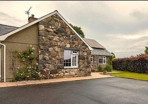 Rhos Wen