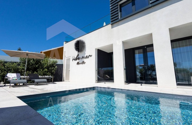 Riba mar Bluevillas 3 by Acasadascasas