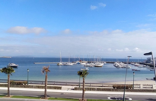 Primera línea de playa magníficas vistas al mar.Próximo a Santiago de Compostela