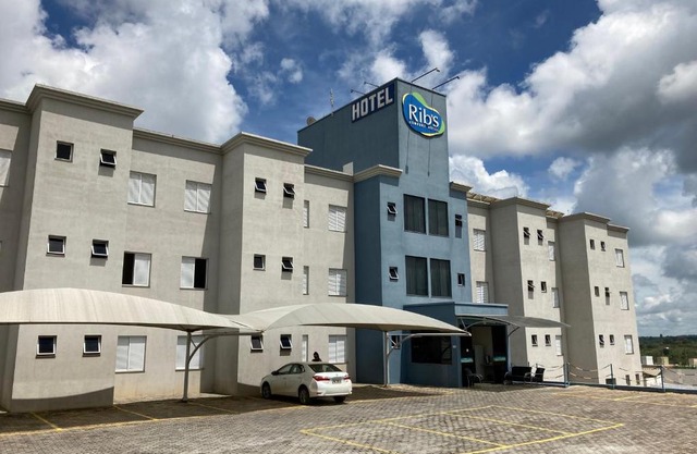 Ribs Hotel