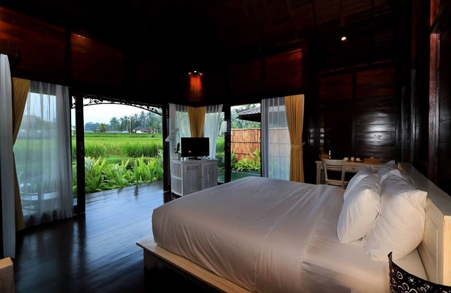 Villa con vista al campo de arroz con piscina privada