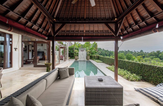 Villa vista al campo de arroz con piscina privada