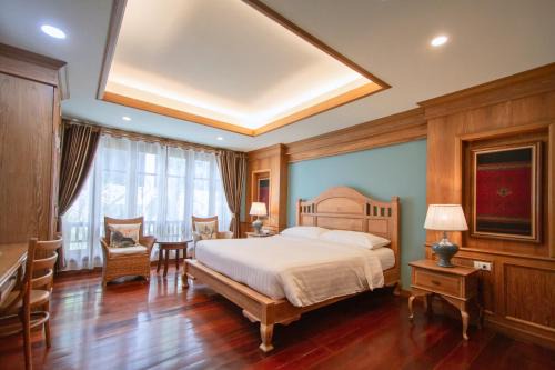 Rich Garden House Hotel
