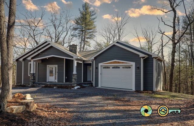 Ridgeline Retreat | Craftsman bungalow luxury!