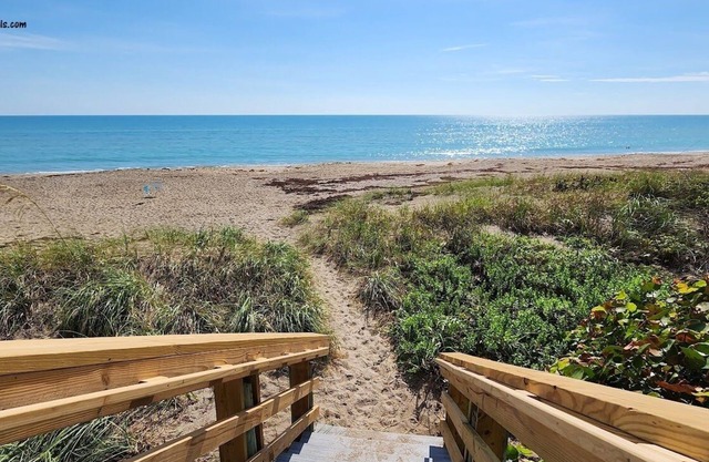 Right Direction Rentals Paradise Beach House