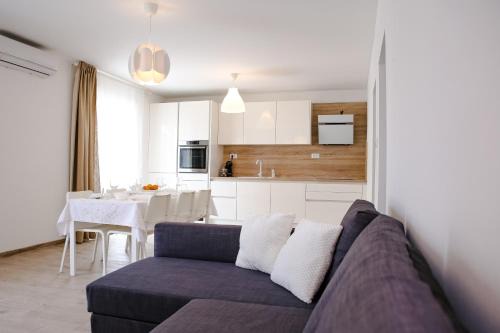 Rina Apartment- with barbecue and free parking