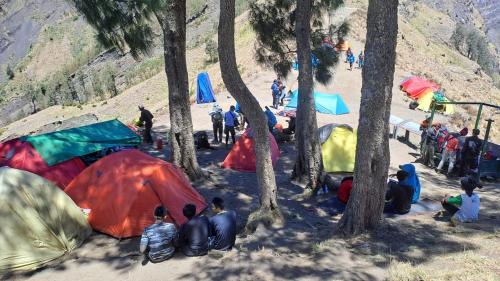 Rinjani Trekking Camp Centre