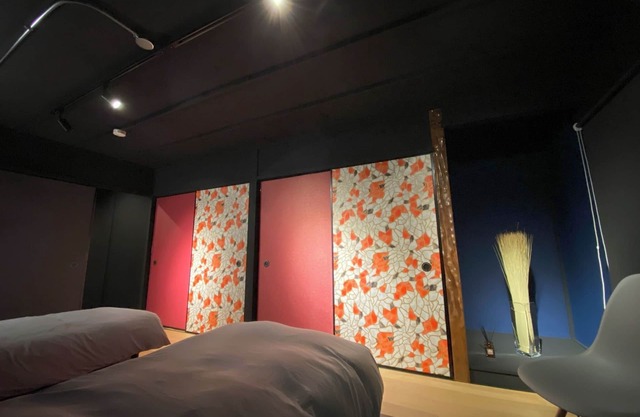 RinoHaku 03 A sophisticated modern black desig / Anan Tokushima
