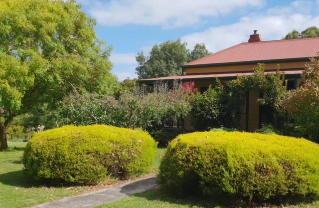 Ripplebrook Country Cottage