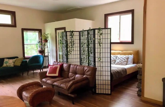 Rising House with Private Cedar Sauna