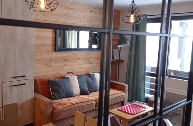 Risoul, snow front, on the slopes, breathtaking views. Luxury apartment...