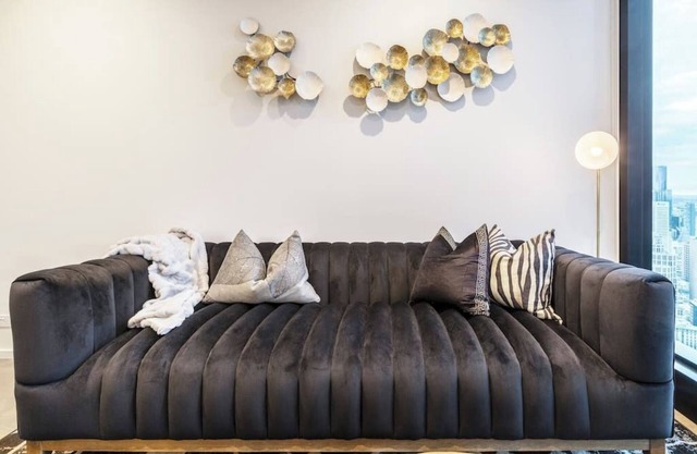 Ritzy Apartment in Iconic Australia 108 w/Views