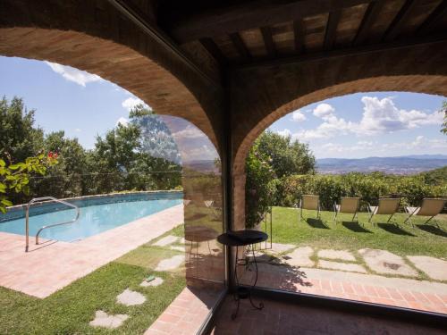 Ritzy Villa on a Wine Estate in Arezzo with Pool