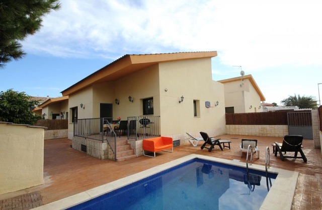 Riumar "Mar i Cel", 220m to beach, private pool, On-Site-Service, dog beach