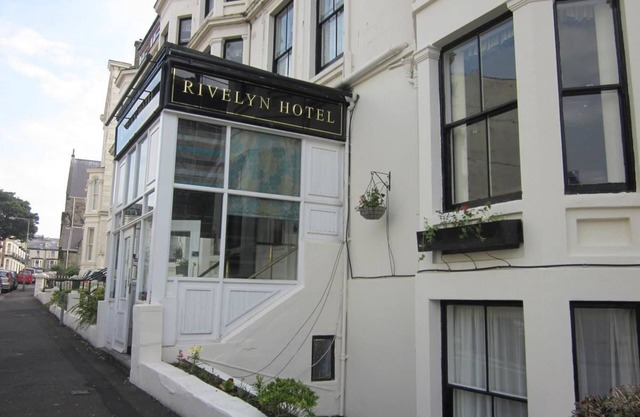 Rivelyn Hotel Bar & Restaurant