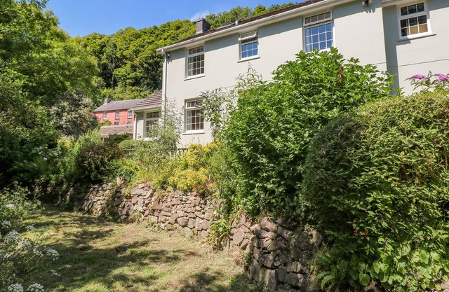RIVENDELL, character holiday cottage, with a garden in Solva