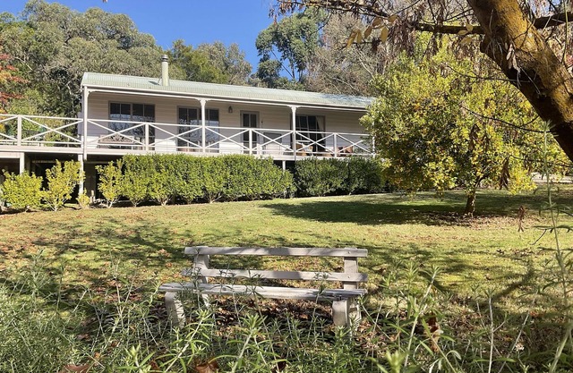 Rivendell Cottage - Yarra Valley Escape