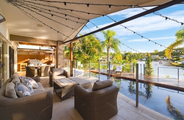 River Front, Private Pool & Dock, Fairy Light 4BR