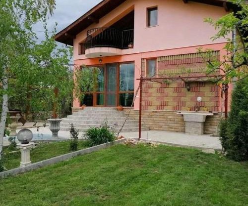 River Hills Guest House