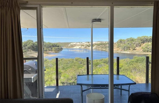 River Panorama Beach House