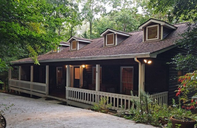 River Retreat-Nottely River, Blairsville GA, Onsite fishing