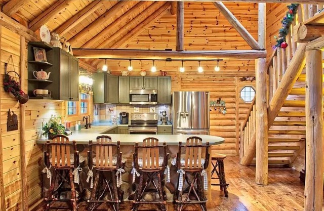 River Retreat on Thunder Bay River!