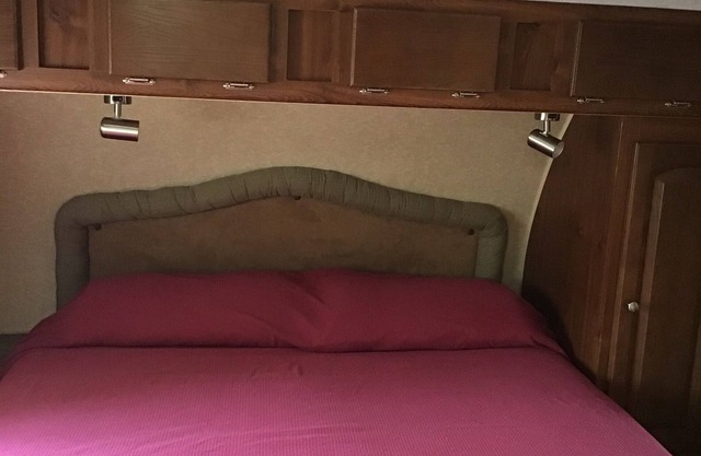 River Road RV razonable