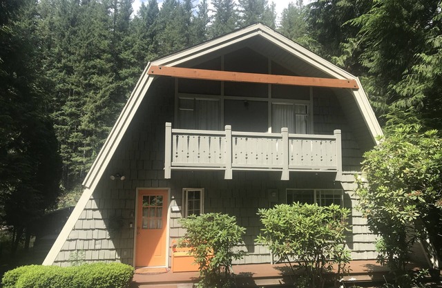 River's Edge Chalet! ¡Mira Águilas, Esquí, Kayak, Caminata, Compra!