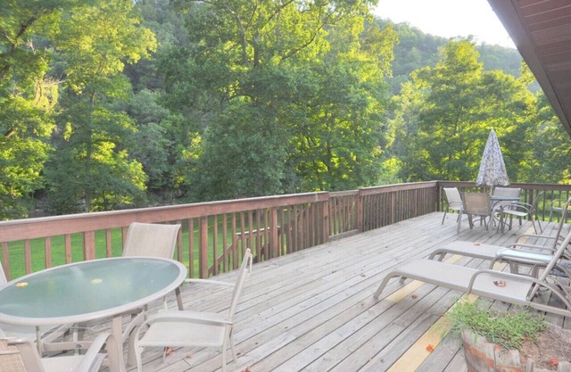 Bienvenido a River Valley Cabin!