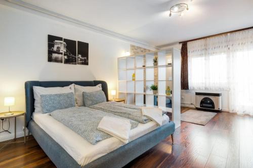 River View Apartment