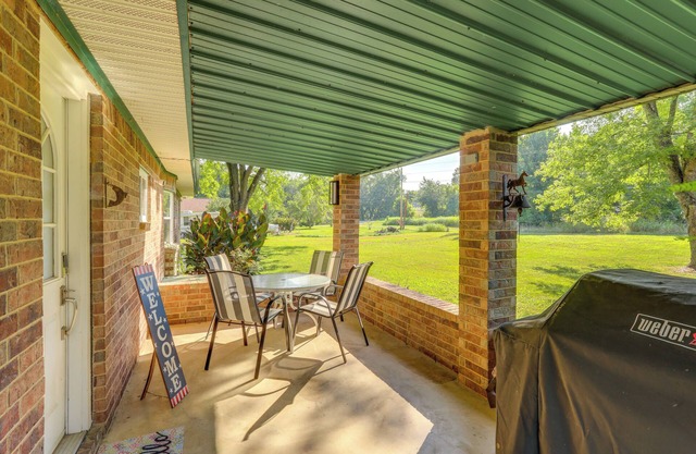 Riverfront Home w/Porches & Views in Cotter!