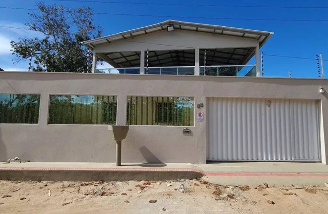 Riverfront house 2 minutes from the beach!