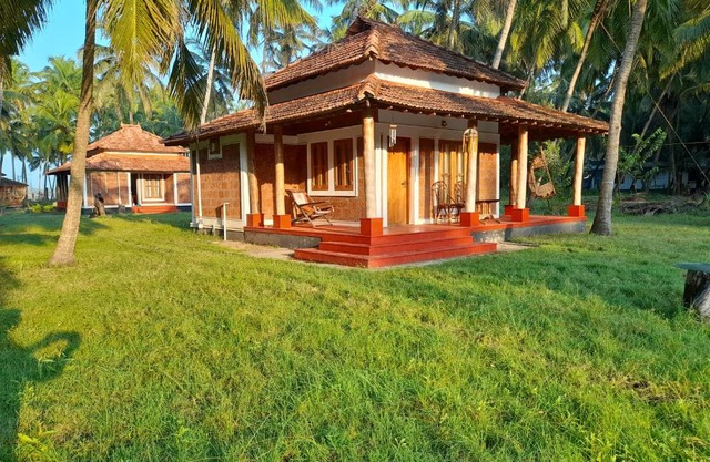 Riverlap homestay