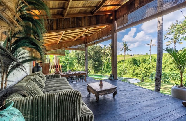 Riverside 2BR Villa with Rice Field Views