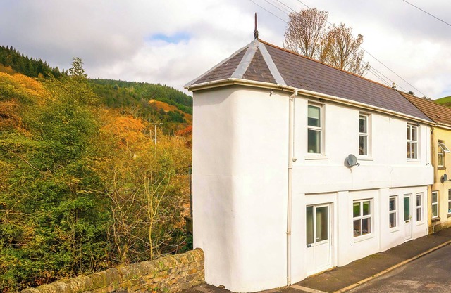 Afan Valley Escapes 2 Bedroom House, capacidad para 5 personas cerca de senderos para bicicletas de montaña