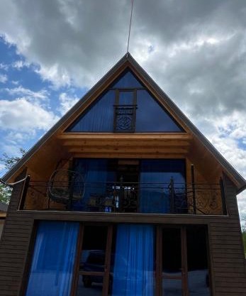 RIVERSIDE Cottage