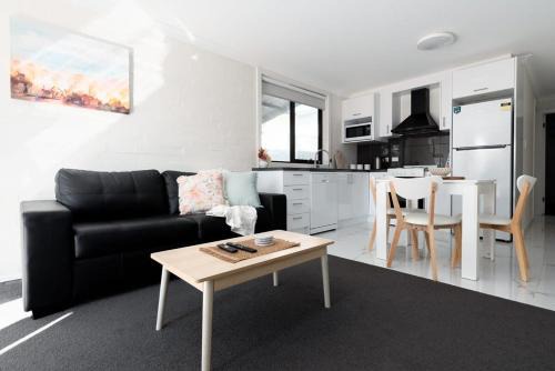 Riverside Gem with Parking and WiFi